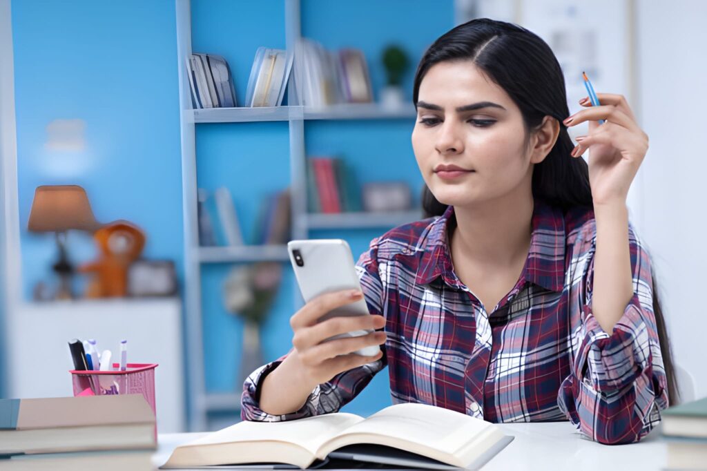 Tips to Beat Distraction While Studying