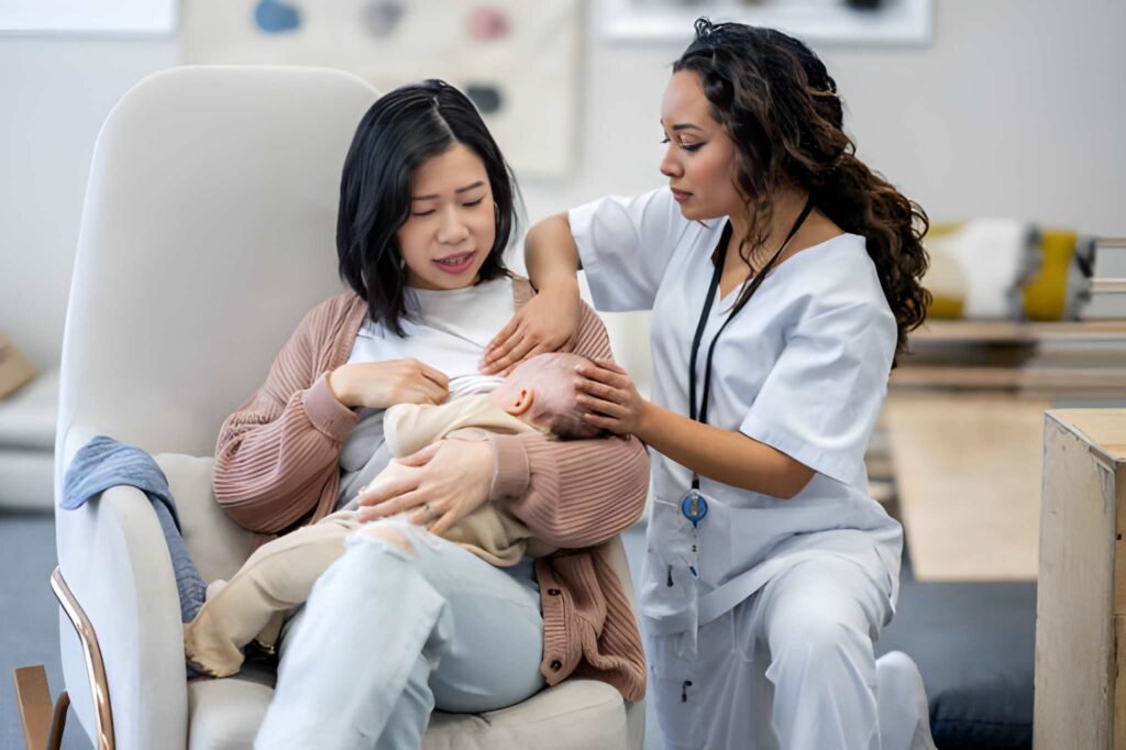 Finding a Lump While Nursing When It Is a Cyst, Not Mastitis