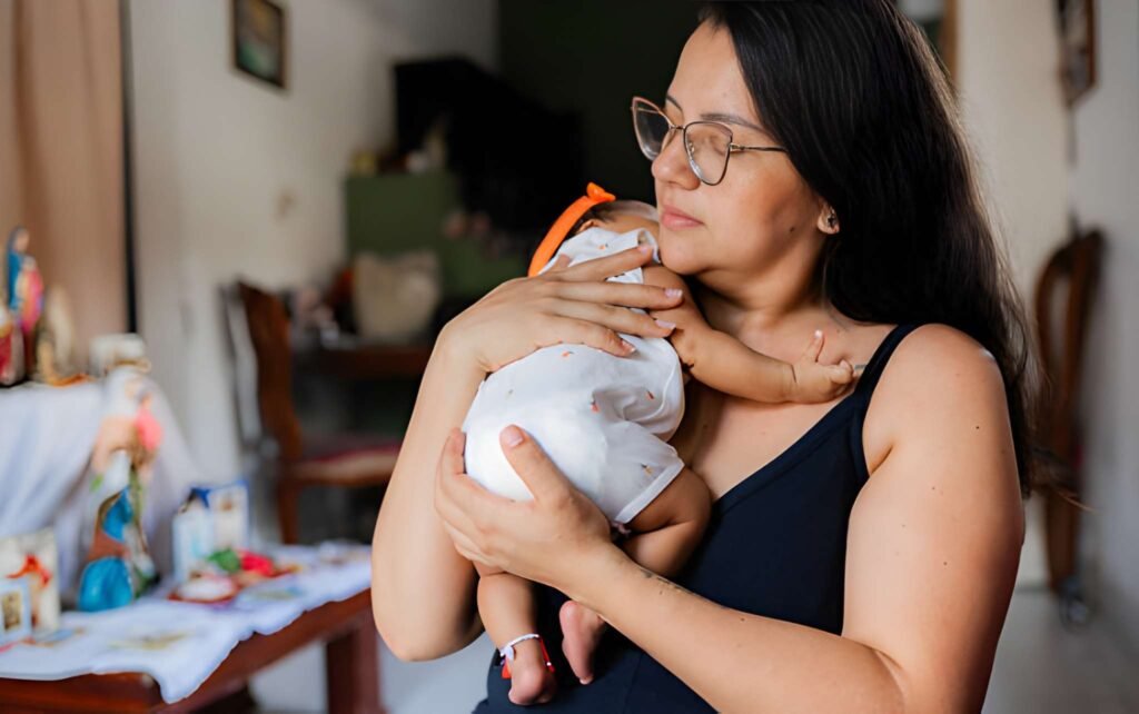 Onions and Breastfeeding Navigating the Truth Behind Infant Gas and Maternal Diet