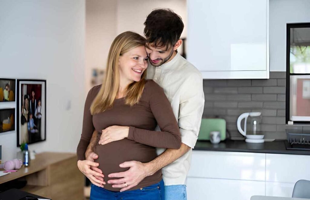 Pregnancy at Age 43 Advanced Maternal Age, Risks, and Specialized Care