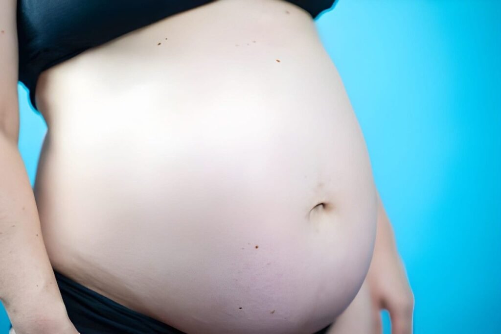 The 4 Month Belly The Visible Shift to the Second Trimester (Weeks 13–16)